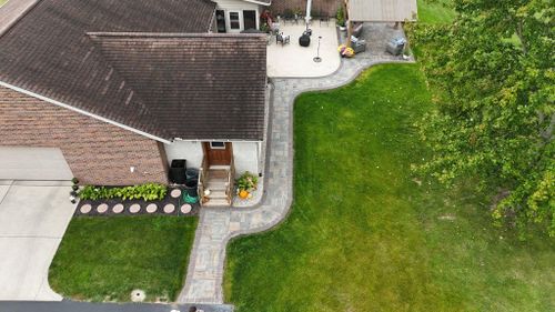 Paver Patios & Walls for Elevate Landscape & Hardscape in West Jefferson, OH