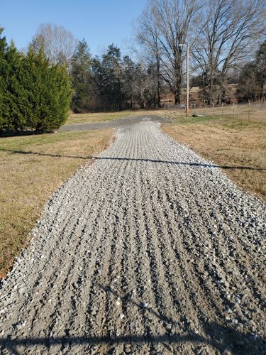 Lawn Care for Jimmy's Tractor & Landscaping Service LLC in Abbeville, South Carolina