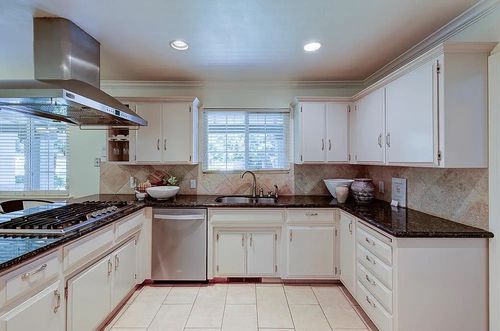 Cabinets Painting for Gold Eagle Painting in Fresno, CA