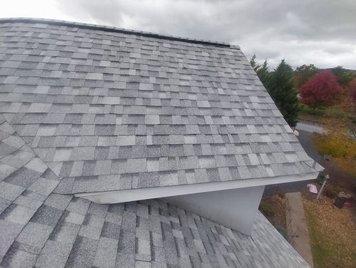Roofing for La Bendicion Construction LLC in Annandale, VA