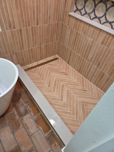  for D&J Custom Floors in Nederland, TX