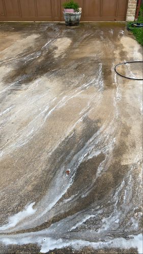 Driveway & Sidewalk Cleaning for MJCT Pressure Washing in Austin, TX