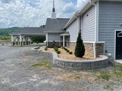 Retaining Wall Construction for Simmons Brothers Investments in Pounding Mill, VA