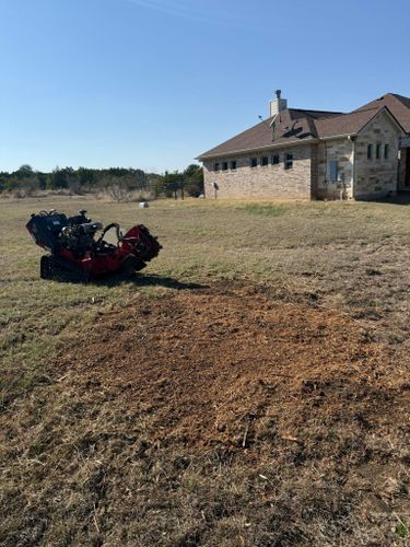 Tree Stump Grinding for Oakley’s Stump ‘N Grind in Leander, TX