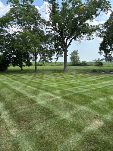 Edging and Mulch Installation for H&L Lawn Care LLC in Twin Lakes, WI
