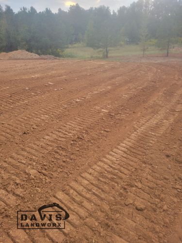 Dozer Services for Davis Landworx in Clanton,  AL