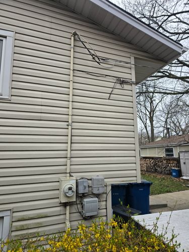  for Grunt Electric in Bensenville, IL