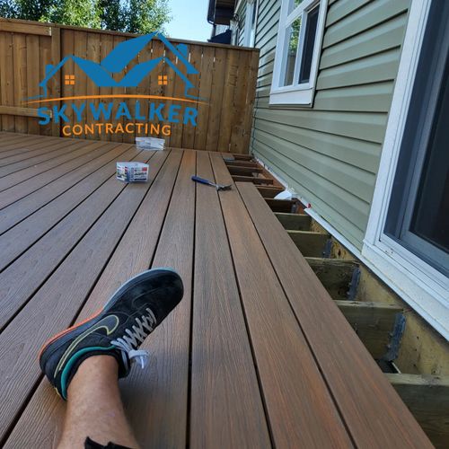 Contemporary Deck Build for Skywalker Contracting Inc.  in , 