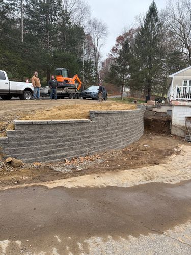 Retaining walls for Davis Services  in Bethany, CT