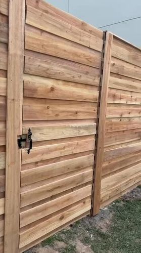 Fencing for Lala Home Solutions in San Juan, TX