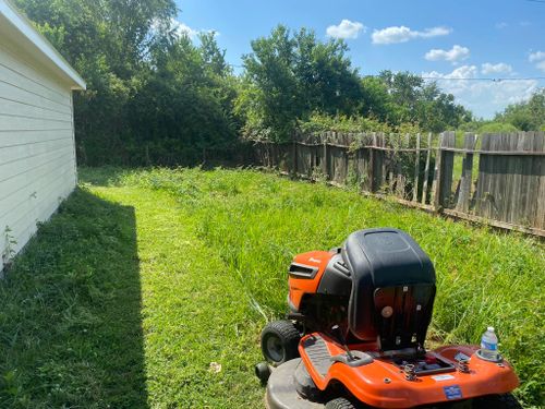 Maintenance for The Lawn Care Brother’s in Brookshire,  TX