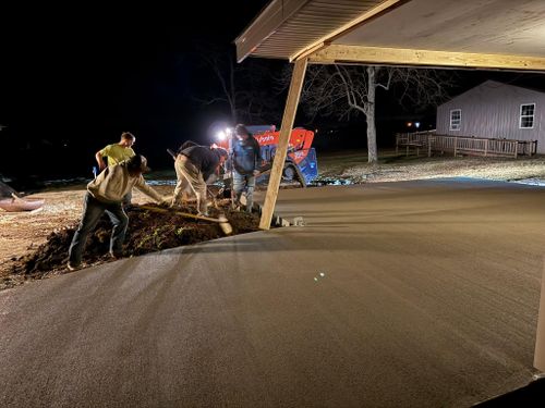 Porches, Patios, & Firepits for Whitfield Concrete Construction in Solsberry, IN