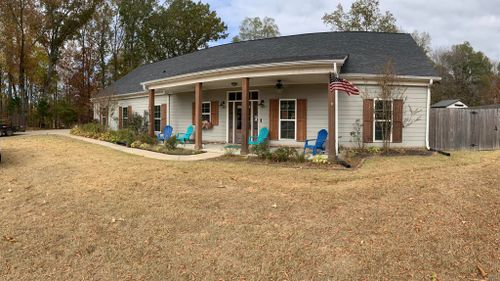  for Spectacular LawnScapes in Olive Branch, MS