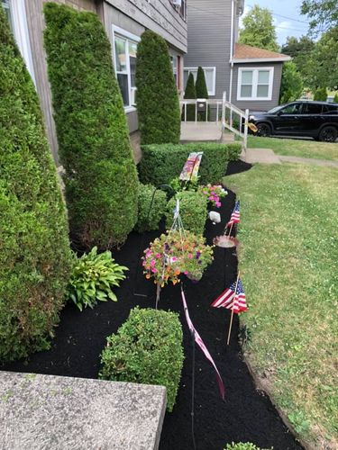 Mulch Installation for Hauser's Complete Care INC in Depew, NY