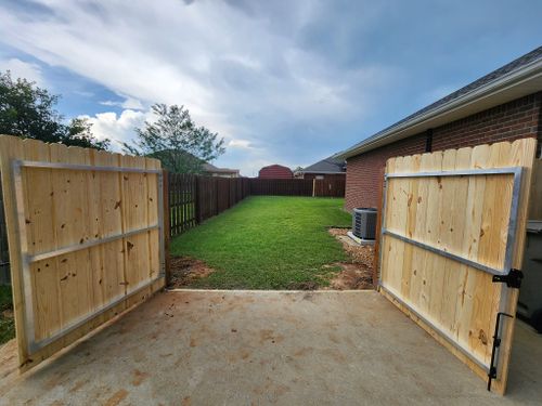 Commercial Fencing for Phillips Fencing Solutions in Pensacola, FL