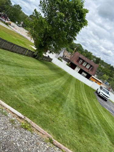 Lawn Maintenance for Wilder Landscaping Services in South Park, PA