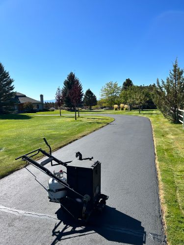 Driveway Sealcoating for Pacific Sealcoating in Black Butte Ranch, OR