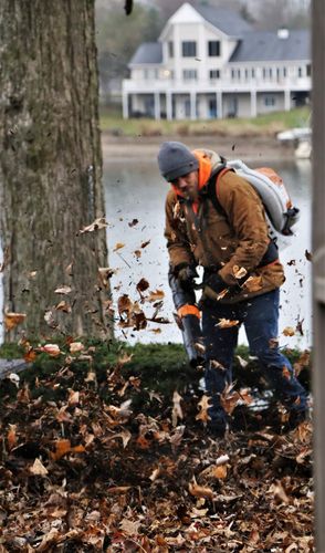 Leaf Removal for Stafford.Works in Hendricks County, IN 