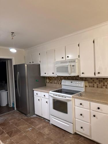 Kitchen and Cabinet Refinishing for Make It Happen Painting LLC in Lamar, SC