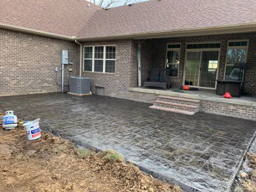 Concrete Driveways for Hellards Excavation and Concrete Services LLC in Mount Vernon, KY