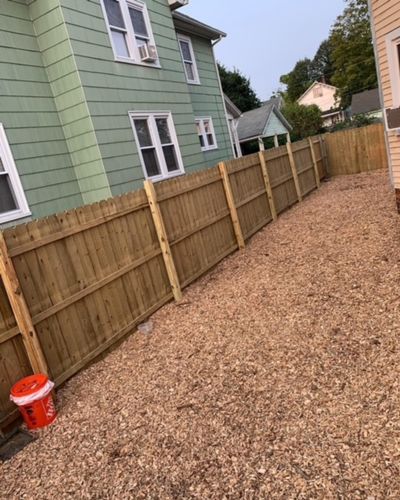 Fence Installation for B&L Management LLC in East Windsor, CT