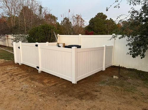 Vinyl for 4 In The Fire Fencing LLC in Darlington, SC