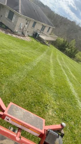 All Photos for Gullion’s Lawn and Landscaping in DeMossville, KY