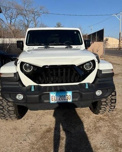 Exterior Detailing for Luxury Auto Detail in Peoria, IL