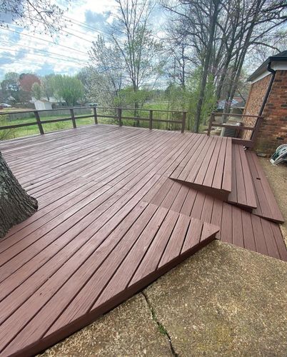 Deck and Fence Painting for Prime Home Improvement in Cincinnati, OH