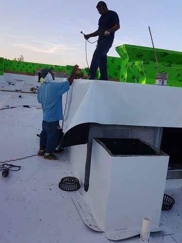 Flat Roofs for NPR Roofers in Nashville, TN