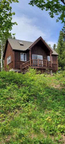 Staining for 218 Painting & Log Restoration LLC in Britt, MN