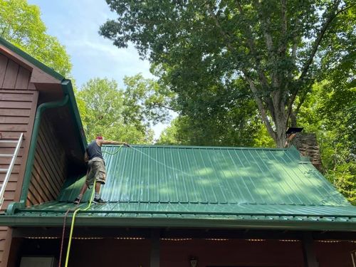 Roof and Gutter Cleaning for Prime Time Power Wash in Indianapolis, Indiana