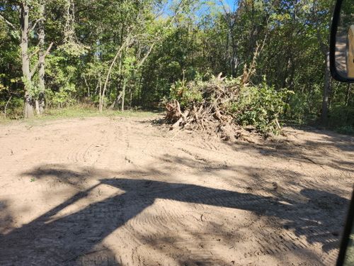 Land Clearing & Demolition for BDS Trucking & Excavating in Litchfield, IL