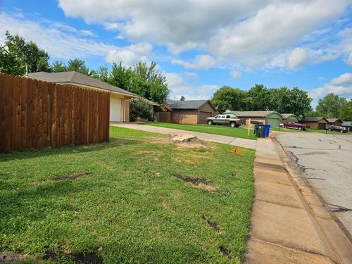 Tree Trimming and Removal for Affordable Lawns and Trees in Oklahoma City, OK