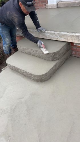  for DeLeòn Cement in Detroit, MI