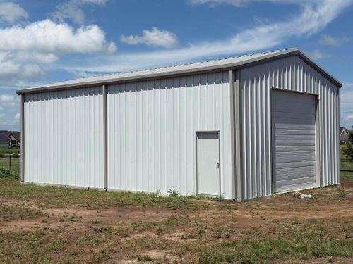 Metal Building Welding and Fabricating for BCS Metal Construction LLC in Springtown, TX