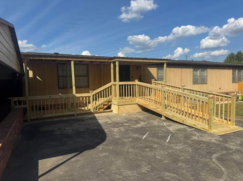 Decks & Porches for 4 In The Fire Fencing LLC in Darlington, SC