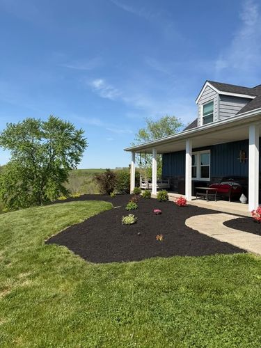 All Photos for Gullion’s Lawn and Landscaping in DeMossville, KY
