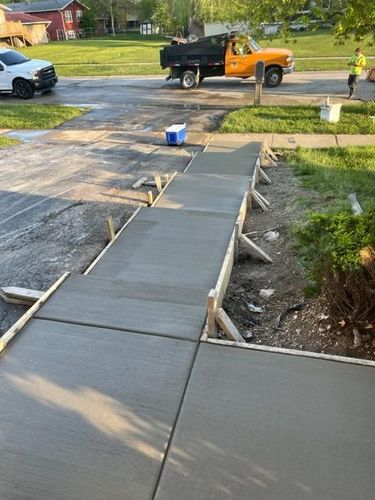 Concrete for Luna Dynasty Concrete in Chicago, IL