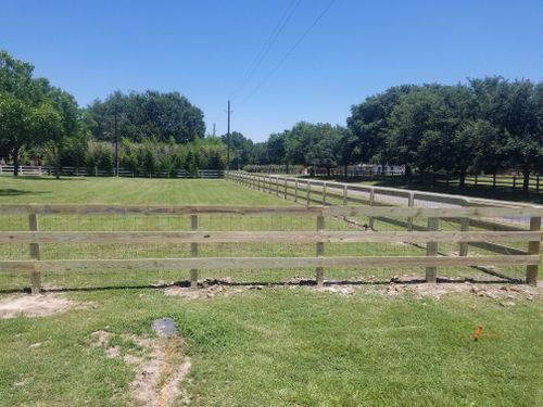 3 and 4 Board Fencing (optional wire added) for Pride Of Texas Fence Company in Brookshire, TX