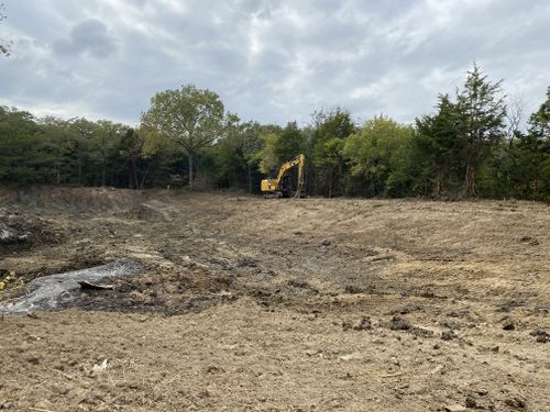 Commercial Excavation for Tyler Sand Gravel And Excavation in Ben Wheeler, TX