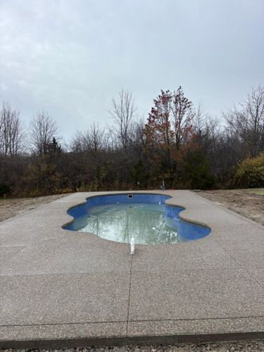  for DeLeòn Cement in Detroit, MI