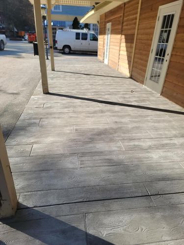  for HR Concrete Solutions LLC in Gatlinburg, TN