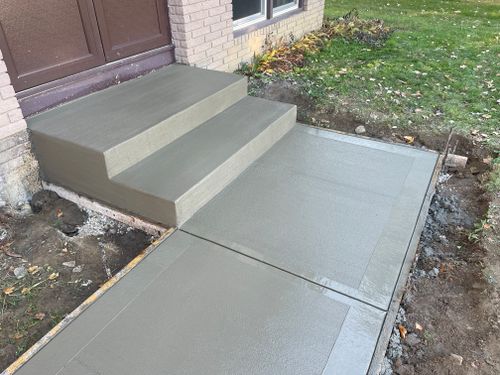 Step Design & Installation for Doncrete LLC in Medina, OH