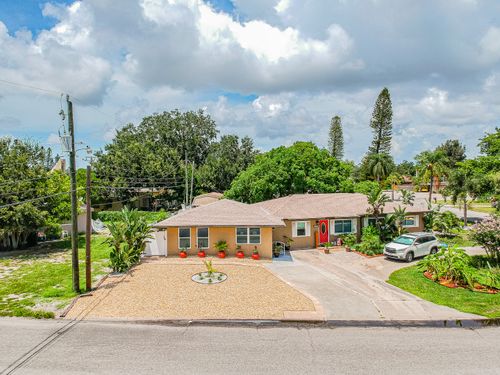 Attached ADUs for Sarasota Home Additions in Sarasota, FL