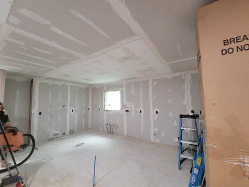 Drywall and Plastering  for Star-R Dust, LLC in Succasunna, NJ