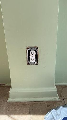  for Elegant Electric in Eastlake, OH