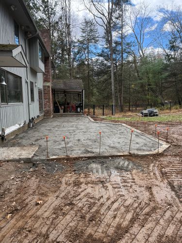 Footings and foundations for Davis Services  in Bethany, CT