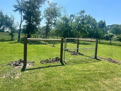  for Pride Of Texas Fence Company in Brookshire, TX