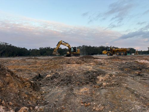 Hauling for South Lake Loader Service in Minneola, FL